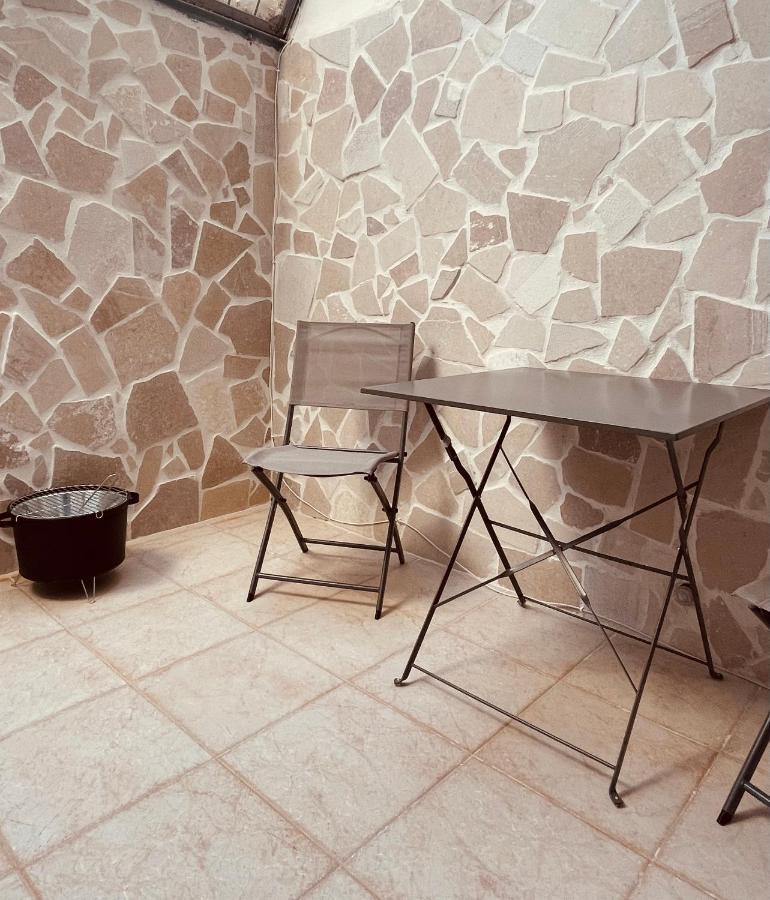 Lovely 2 Bedroom Rental Unit,Patio And Close Beach San Pietro in Bevagna Exterior foto